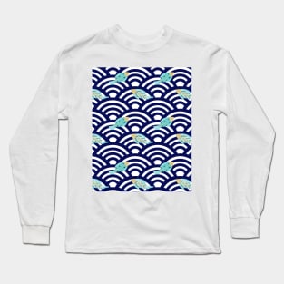 Fishes in seigaiha waves Long Sleeve T-Shirt